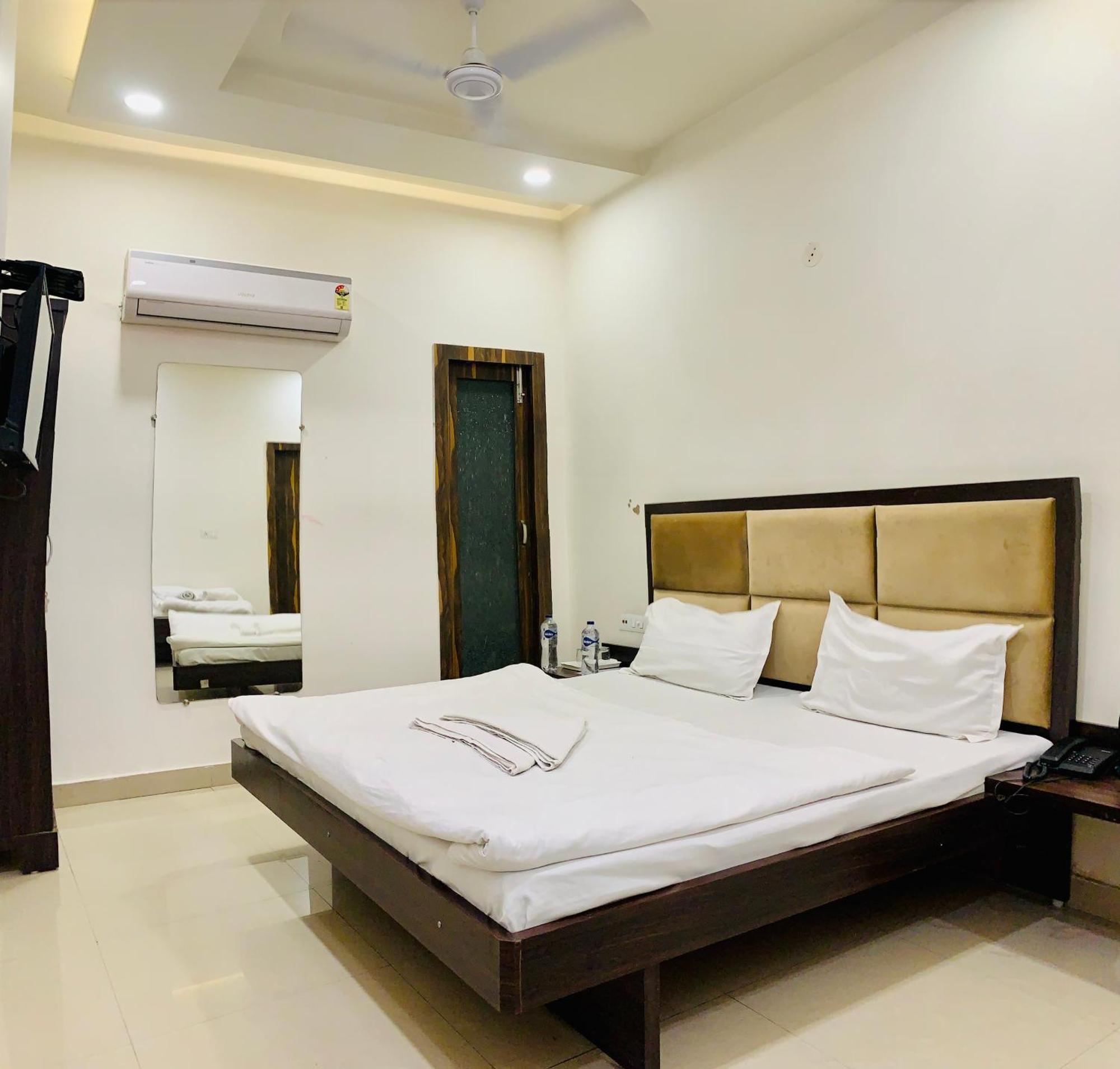 Hotel Gr Residency Amritsar Exterior photo