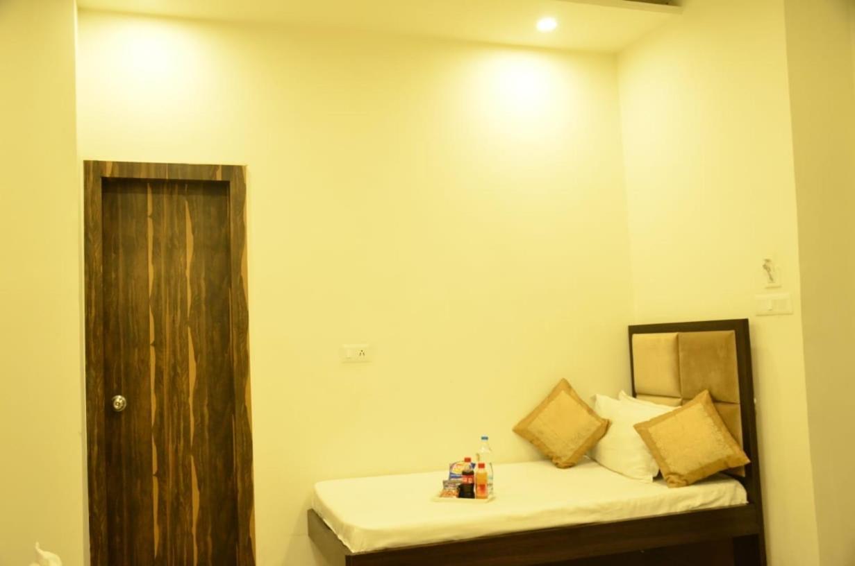 Hotel Gr Residency Amritsar Exterior photo