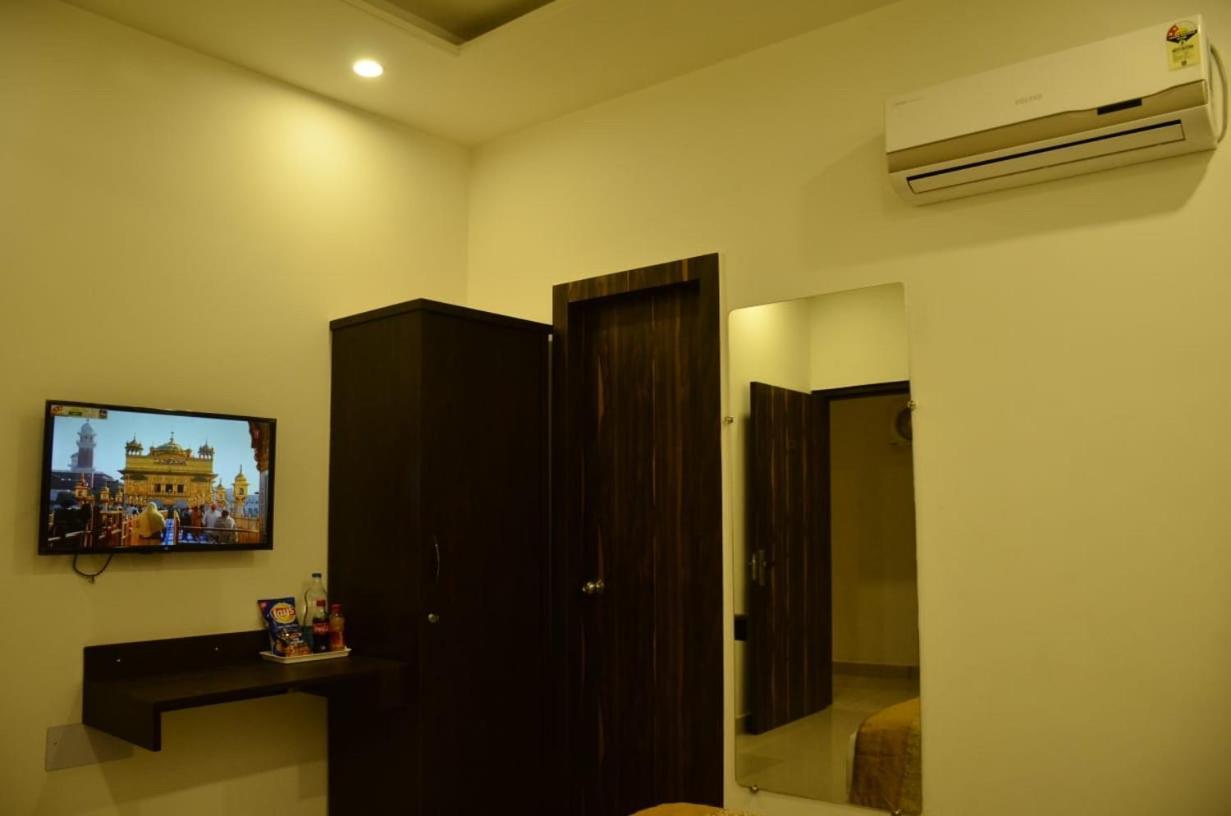 Hotel Gr Residency Amritsar Exterior photo